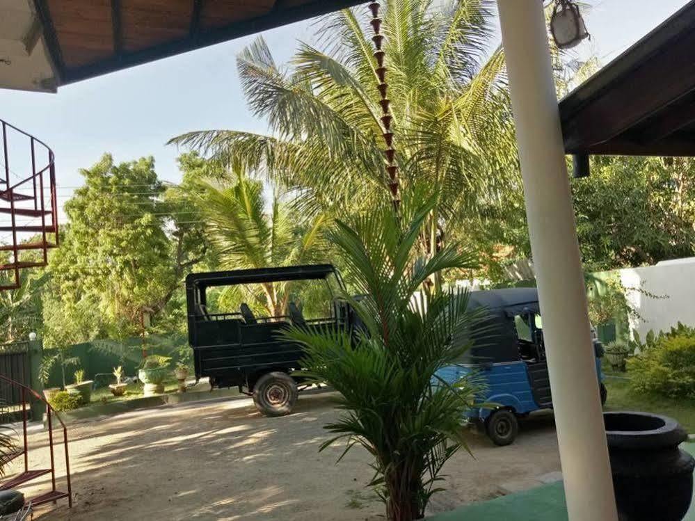 Sanoga Holiday Resort Tissamaharama Luaran gambar