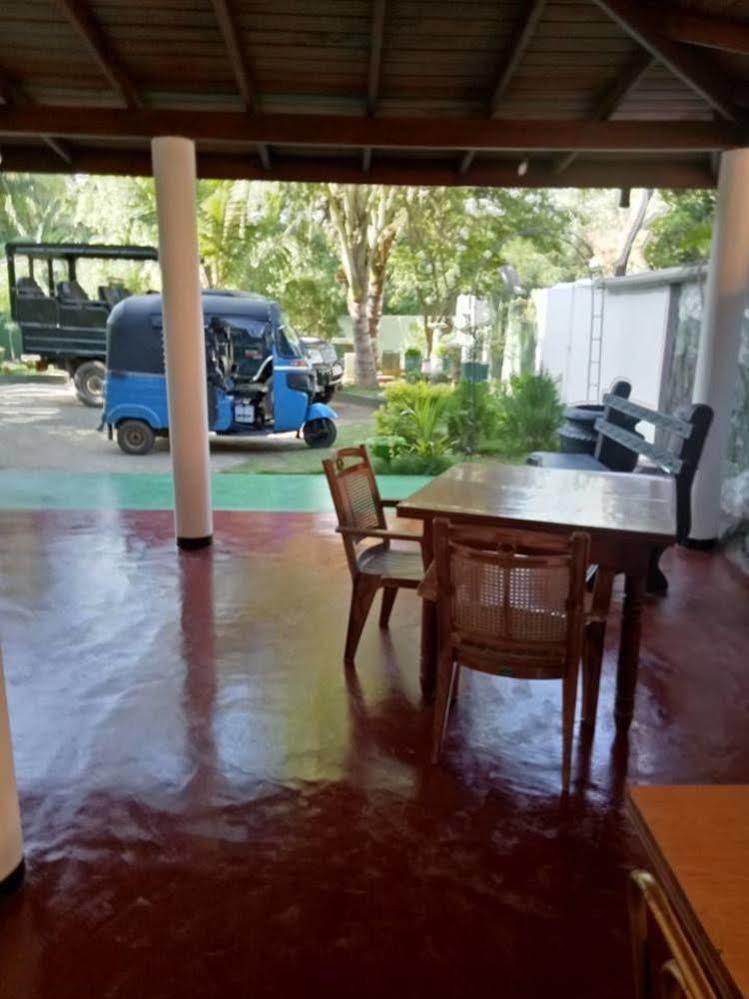 Sanoga Holiday Resort Tissamaharama Luaran gambar