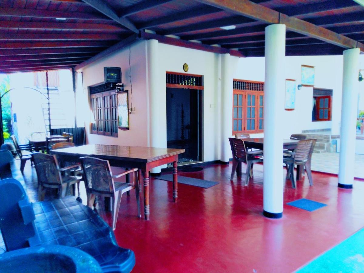 Sanoga Holiday Resort Tissamaharama Luaran gambar