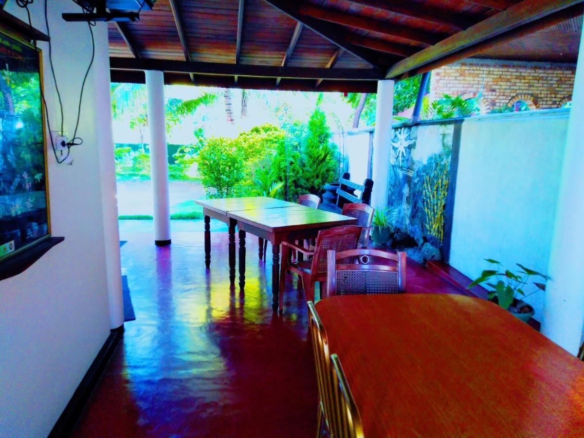 Sanoga Holiday Resort Tissamaharama Luaran gambar