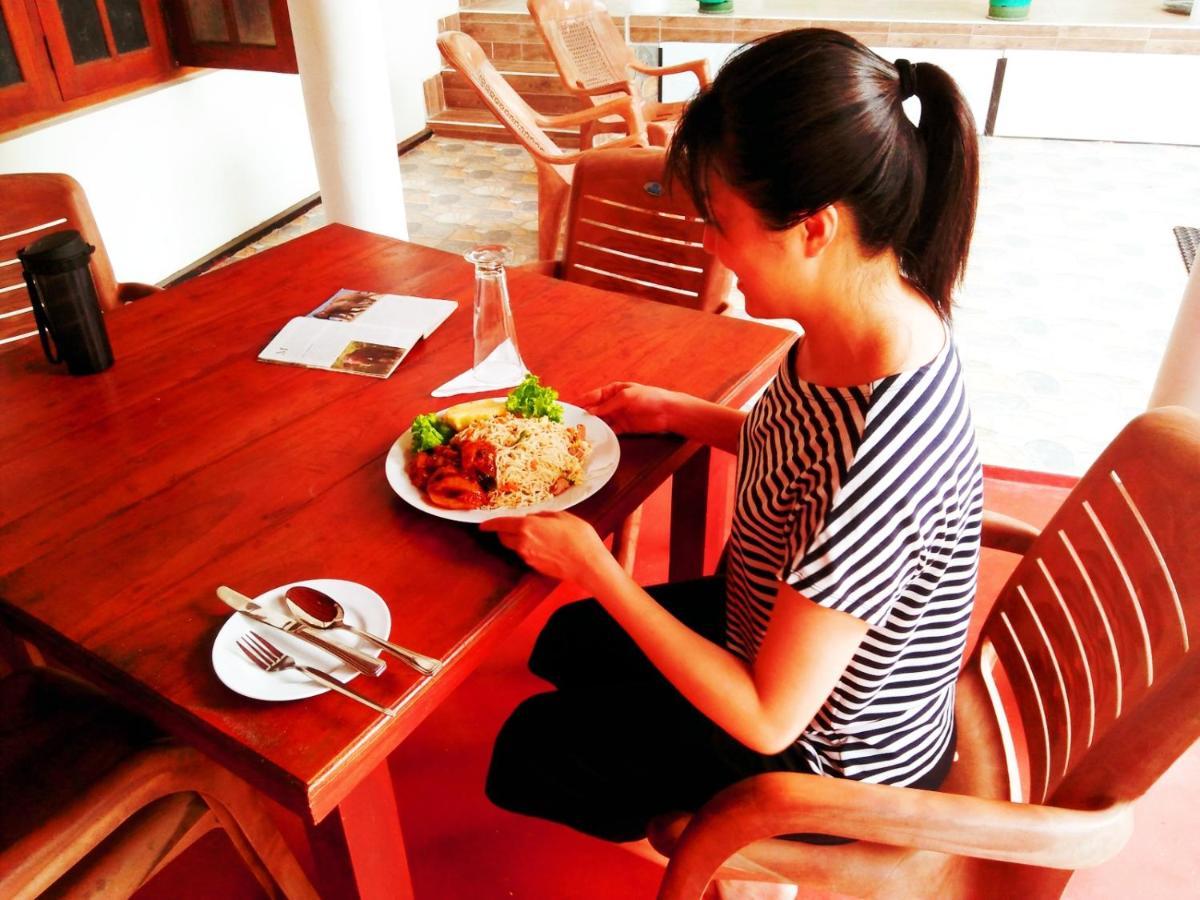 Sanoga Holiday Resort Tissamaharama Luaran gambar